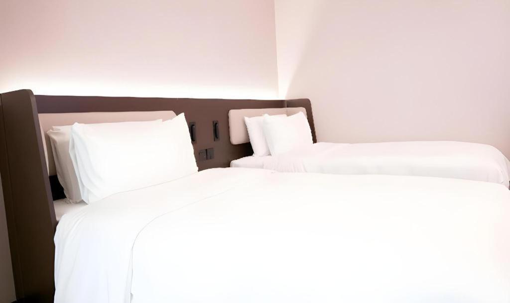 Hanting Hotel Beijing Wangfujing Pequim Exterior foto